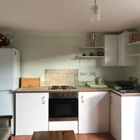 Cosy Cottage Annex In Fairlop Ilford Exterior foto